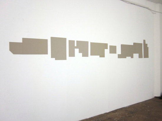 Doerte_Behn__Grundrissschablonen_Serie_II_2010_Graupappe_280x60cm